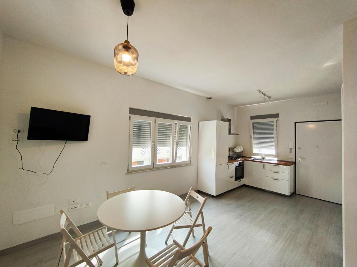 Cytrus Apartament Villa มารีนา ดิ มาซซา ภายนอก รูปภาพ